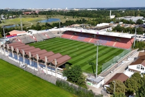 预计750万欧！图片报：拜仁将购买第二座球场，供青训和女足使用